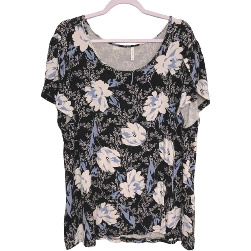 Cathy Floral V-Neck Short Sleeve Top 2X Black Blue Stretchy Lightweight Tee - Picture 2 of 6